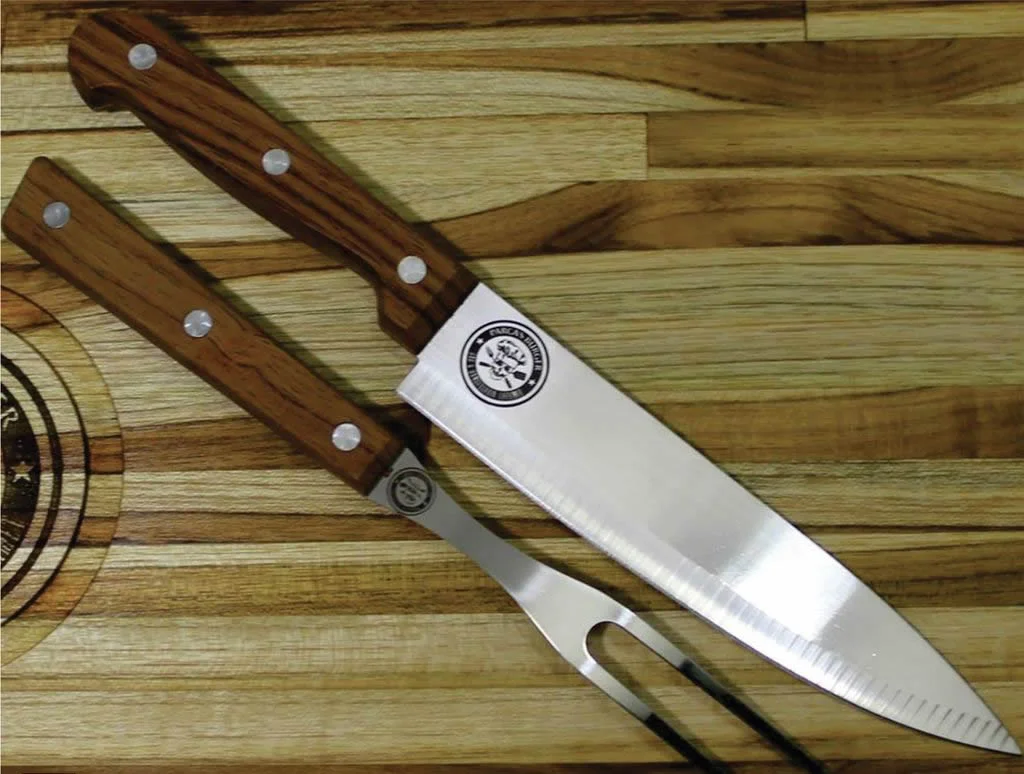 Conjunto garfo e faca personalizado